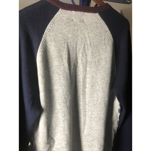 Brooks Brothers 1818 Scottish Lambswool V-Neck - Picture 5 of 7